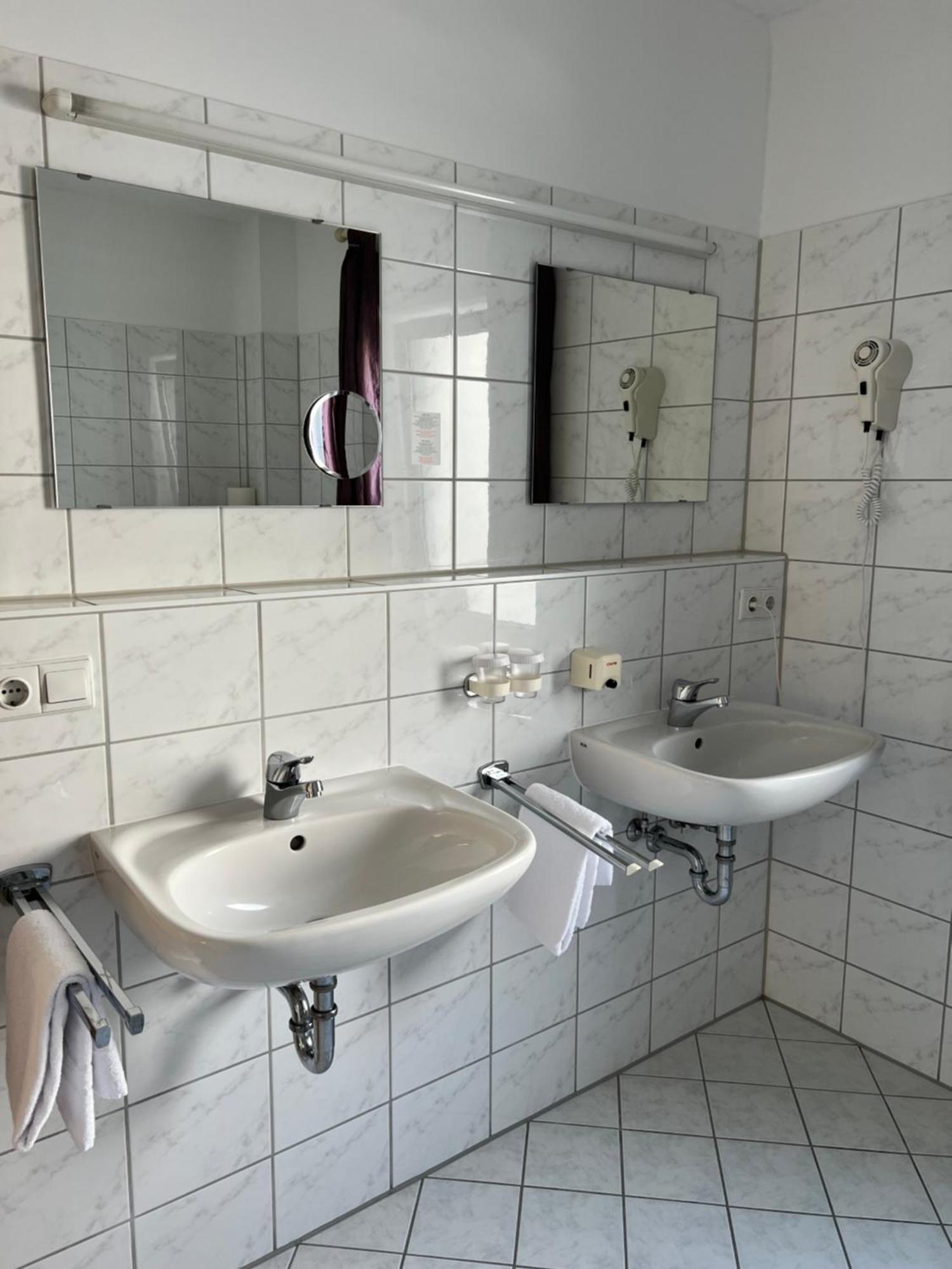Hotel Fantasie Ansbach Kültér fotó
