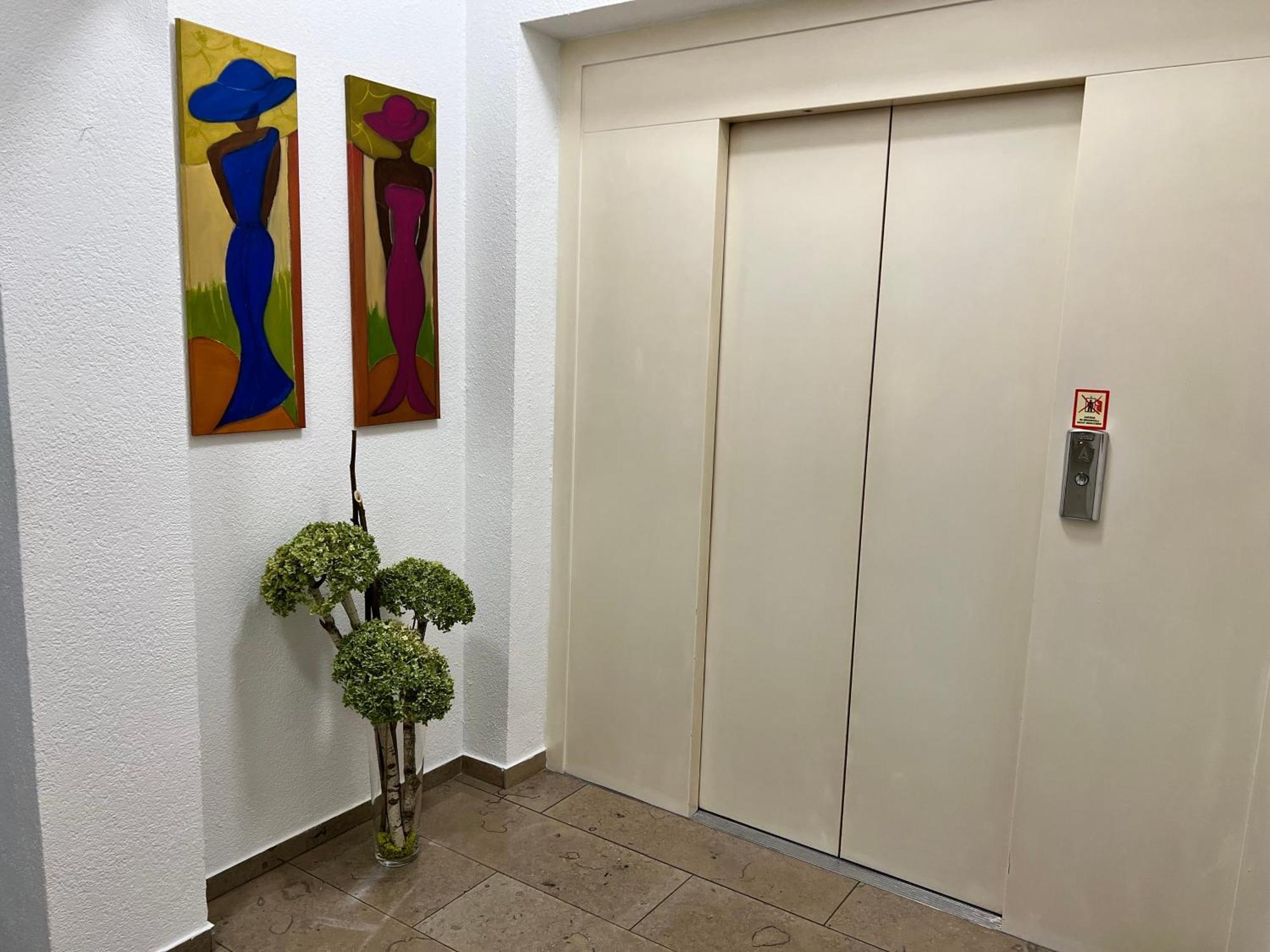 Hotel Fantasie Ansbach Kültér fotó